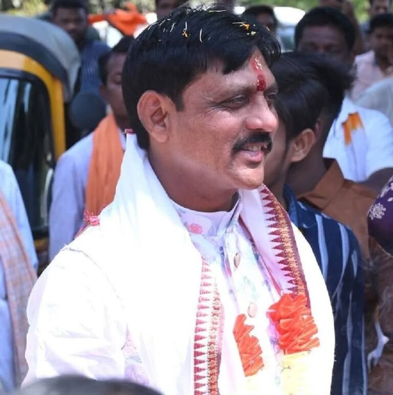 होली के एक दिन पहले घरघोड़ा नगर पंचायत अध्यक्ष सुरेंद्र चौधरी ने अपने पद से दिया इस्तीफा..